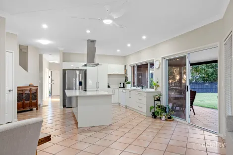 Property photo of 26 Eclipse Street Bridgeman Downs QLD 4035