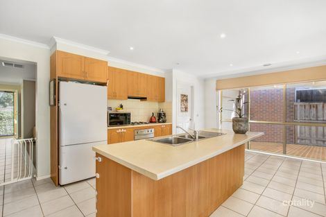 Property photo of 34 Jamieson Way Berwick VIC 3806