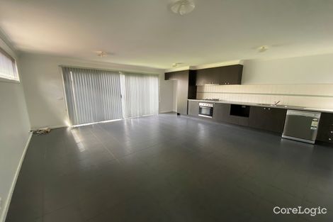 34 Burswood Dr, Wyndham Vale, VIC 3024