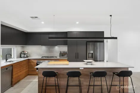 Property photo of 52 Sugargum Rise Kiara WA 6054