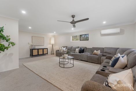 Property photo of 19 Chilton Court Deebing Heights QLD 4306