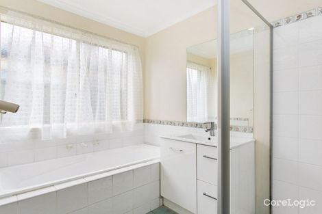 Property photo of 19 Horsham Drive Cranbourne East VIC 3977
