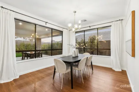 Property photo of 17 Springbrook Drive Mount Barker SA 5251