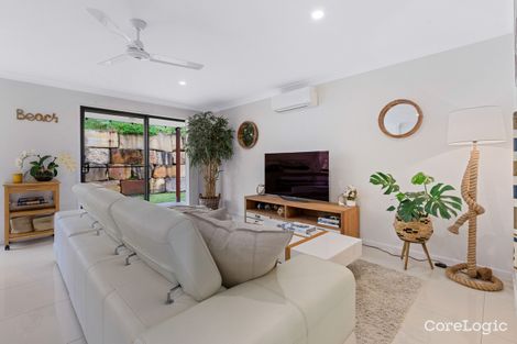 Property photo of 8 Loft Court Pimpama QLD 4209