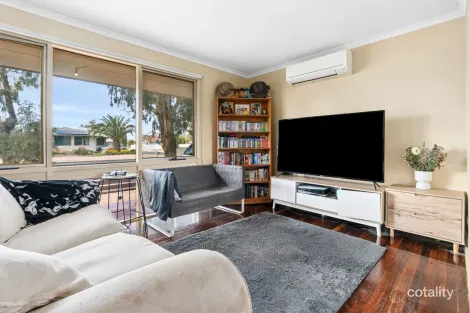 Property photo of 13 Sharley Court Renmark SA 5341