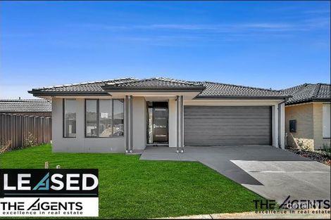3 Knebworth Dr, Strathtulloh, VIC 3338