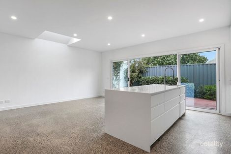 Property photo of 2/14 Tudor Road Sunshine North VIC 3020