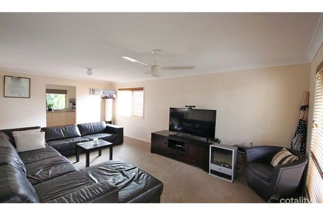 Property photo of 13 Esk Place Kallangur QLD 4503