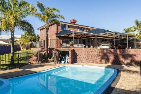 3 Cannon Ct, Alexander Heights, WA 6064