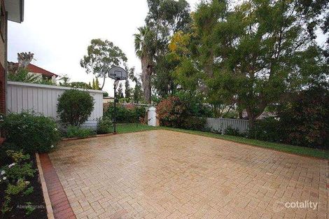 Property photo of 4 Hampton Street Karrinyup WA 6018