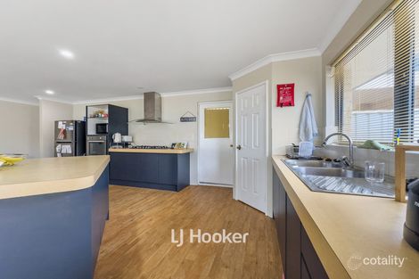 Property photo of 14 Honeyeater Crescent Geographe WA 6280