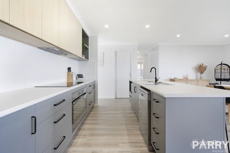 Property photo of 21 Muirton Way Perth TAS 7300