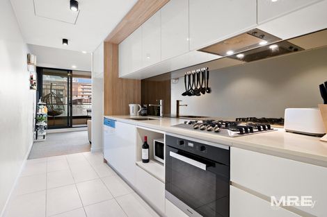 Property photo of 2108/3 Yarra Street South Yarra VIC 3141