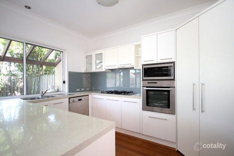 Property photo of 2/54 Albion Avenue Miami QLD 4220