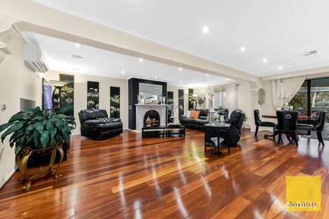 Property photo of 118 David Collins Drive Endeavour Hills VIC 3802