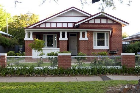 42 Freer St, Wagga Wagga, NSW 2650