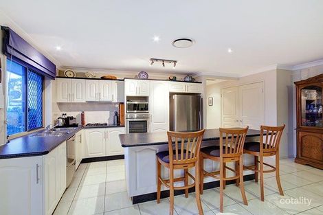 Property photo of 14 Trinity Close Forest Lake QLD 4078