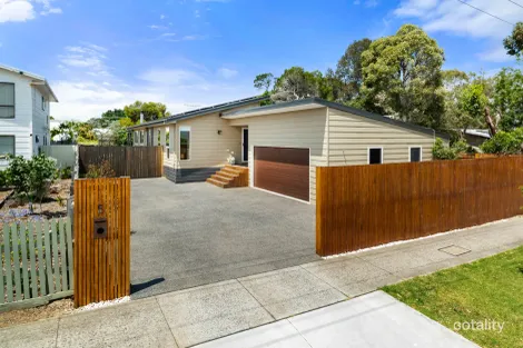 5 Churchill Dr, Cowes, VIC 3922