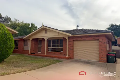 4/8 Kenneally St, Kooringal, NSW 2650