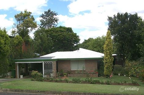 13 Turner St, Eastern Heights, QLD 4305