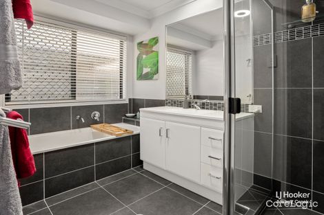 2 Kidston Cres, Warner, QLD 4500