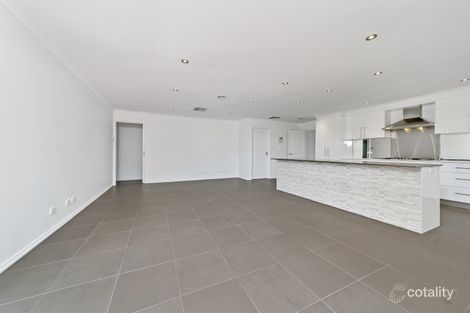 Property photo of 2 Ballantyne Crescent Franklin ACT 2913