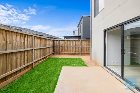 Property photo of 10 Langer Road Deanside VIC 3336