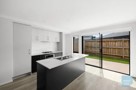 Property photo of 10 Langer Road Deanside VIC 3336