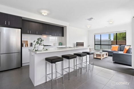 Property photo of 117 Wurrook Circuit North Geelong VIC 3215