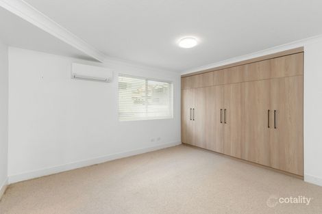 Property photo of 1/180 Pacific Parade Bilinga QLD 4225