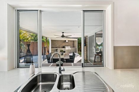 Property photo of 1 Kauri Place Currimundi QLD 4551