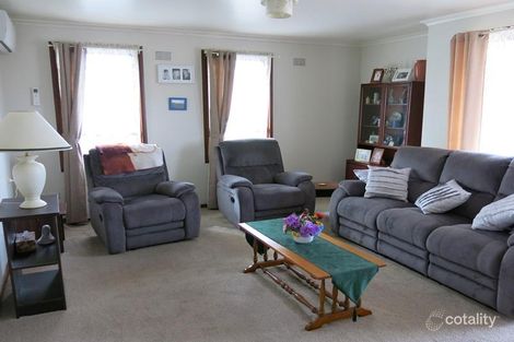 Property photo of 13 Denva Bird Way Taree NSW 2430
