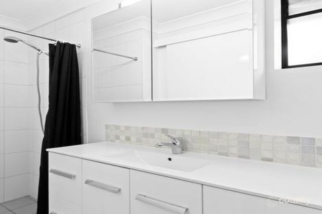 Property photo of 11/17 Dunmore Terrace Auchenflower QLD 4066