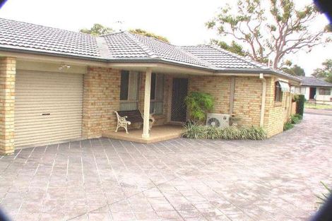 Property photo of 8 Danbury Avenue Gorokan NSW 2263