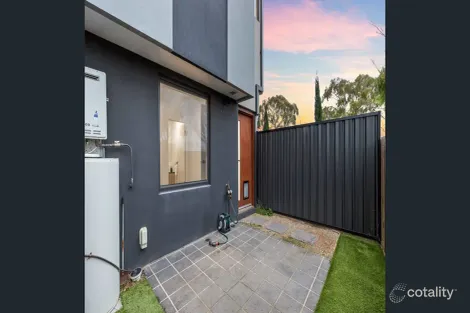 Property photo of 1 Kavanagh Crescent Keilor Downs VIC 3038