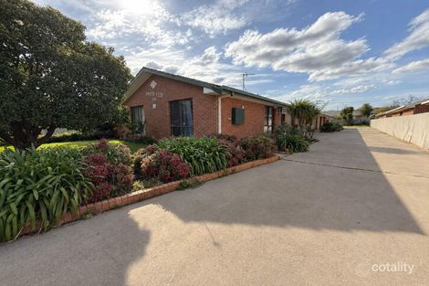 215 WAKADEN ST, GRIFFITH, NSW 2680