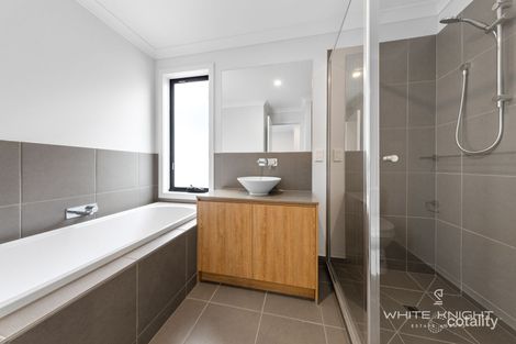 Property photo of 11 Medoc Boulevard Deanside VIC 3336
