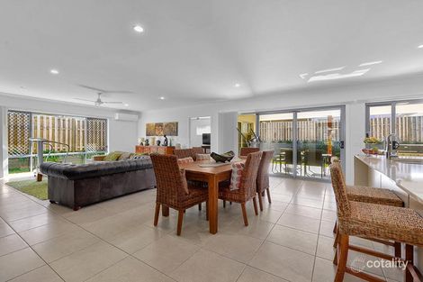 Property photo of 61 Odoherty Circuit Nudgee QLD 4014