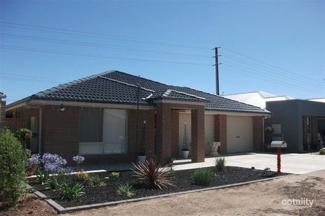 Property photo of 21 Miranda Place Seaford Meadows SA 5169
