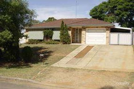 Property photo of 22 Bruxner Place Doonside NSW 2767