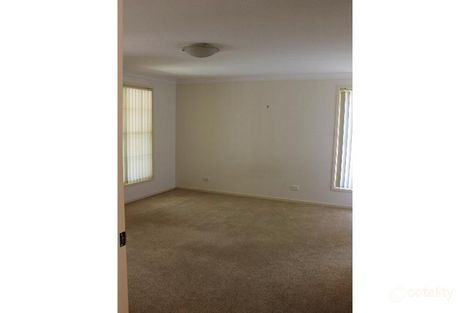 Property photo of 19 Nereida Close Kotara NSW 2289