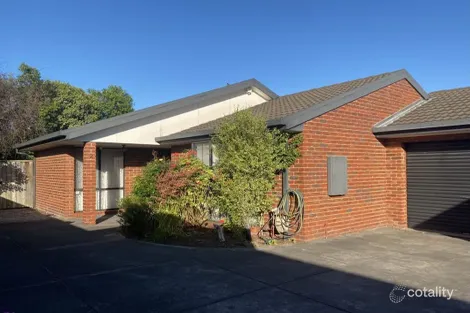 2/11 Benston St, Craigieburn, VIC 3064