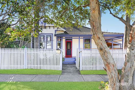 11 Station St, Thirroul, NSW 2515