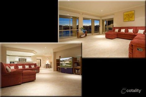 Property photo of 85 Sir Bruce Small Boulevard Benowa QLD 4217