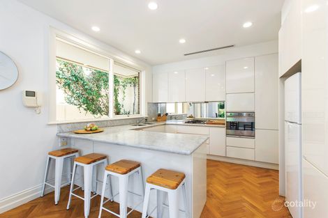 Property photo of 1/62 Mathoura Road Toorak VIC 3142