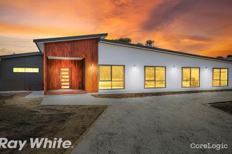 2/2134 Ballan Rd, Anakie, VIC 3213