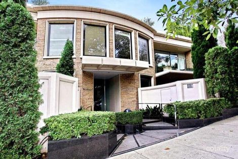 2/1-3 Robertson St, Toorak, VIC 3142