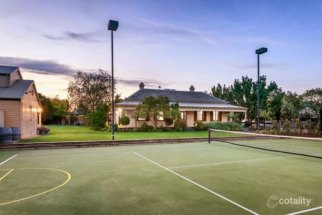 Property photo of 33 Tweedside Street Essendon VIC 3040