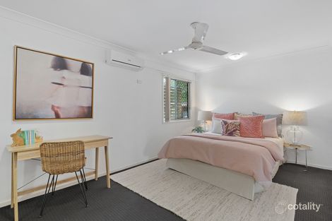 Property photo of 2/1 Victoria Street Fairfield QLD 4103