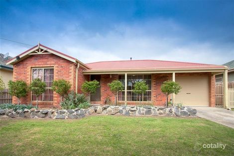 13 Hume St, Sunbury, VIC 3429